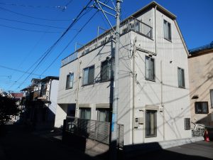 【横浜市南区】　３Ｆ戸建て塗装外壁　パーフェクトトップ　屋根　サーモアイＳｉ after