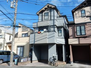 【横浜市磯子区】　３Ｆ戸建て塗装外壁　パーフェクトトップ　屋根　サーモアイＳｉ after