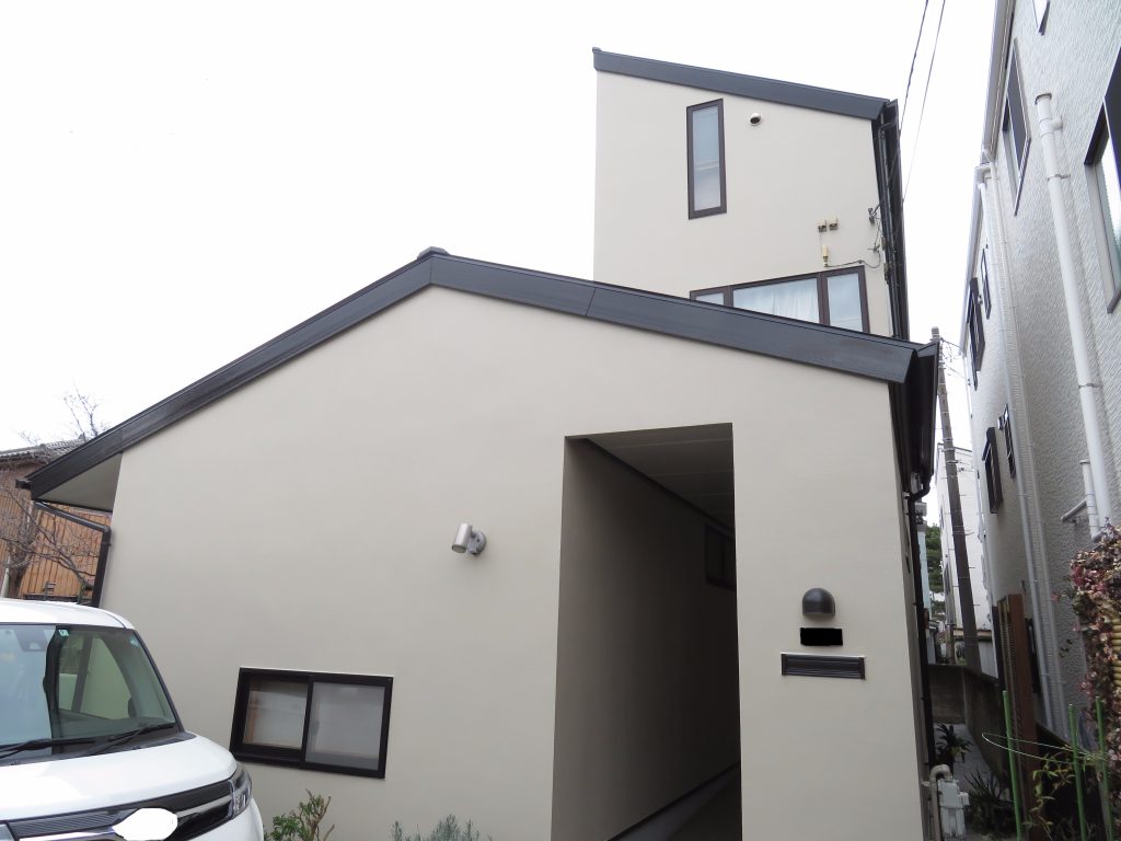 【横浜市鶴見区】屋根、外壁塗装工事外壁：パーフェクトセラミックトップＧ<br>屋根：サーモアイＳｉ after1